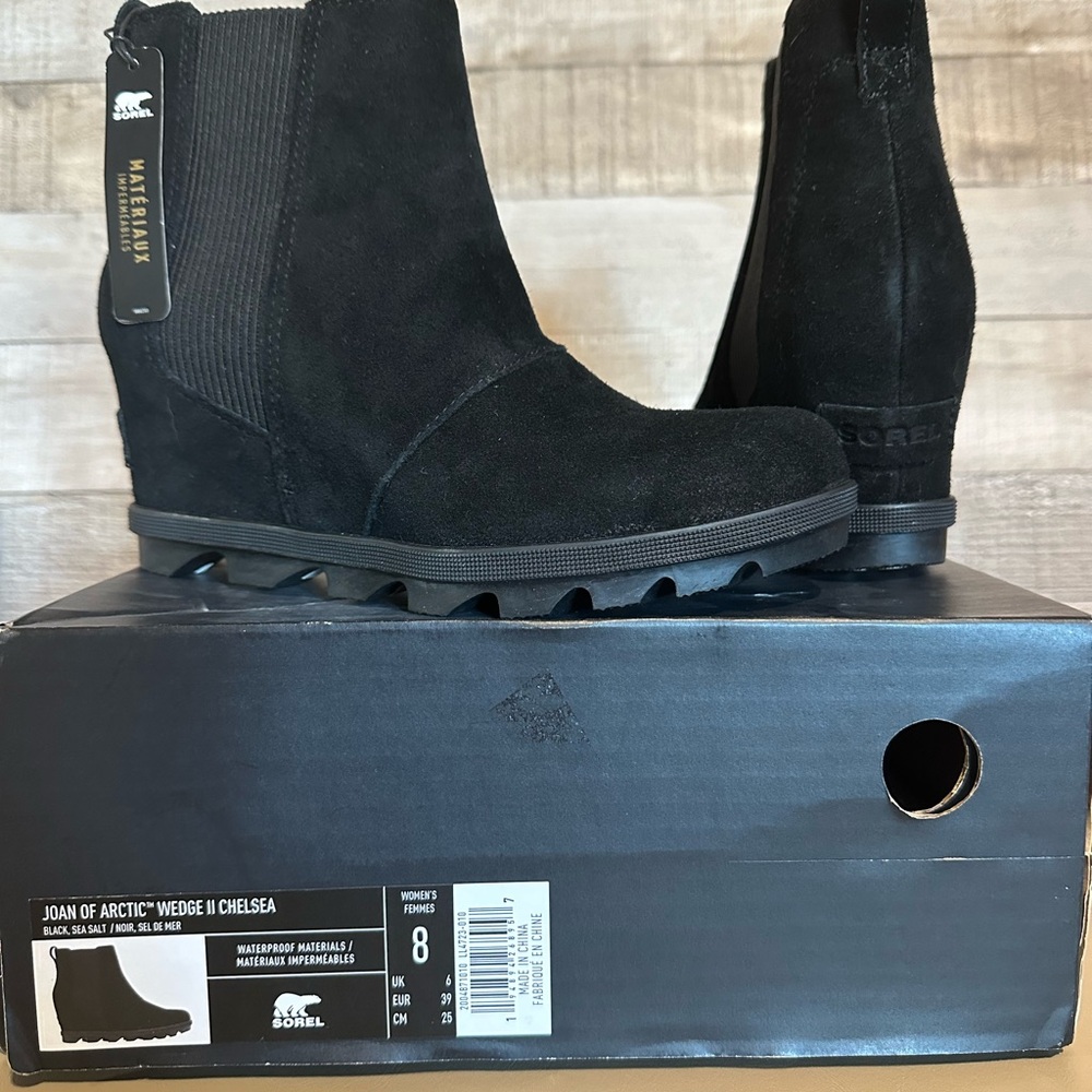 Brand New- Sorel Joan of Arctic Wedge II Chelsea Boots - Black